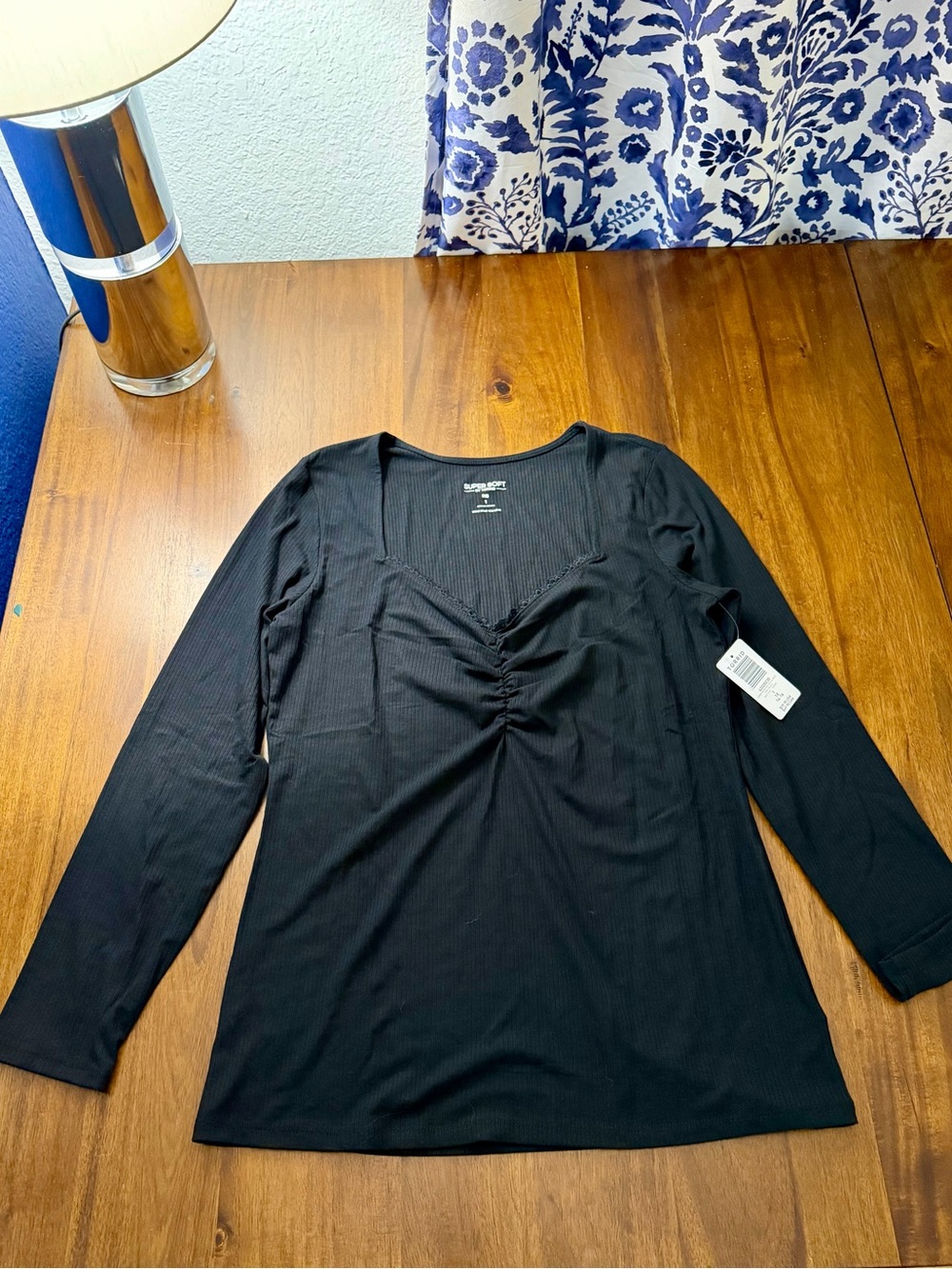 Torrid Black Long Sleeve Ruched Front Top